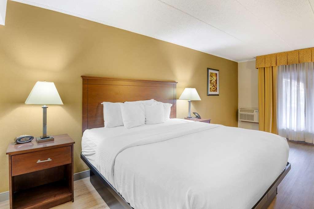 Best Western Plus Governor'S Inn Richmond Midlothian Room photo