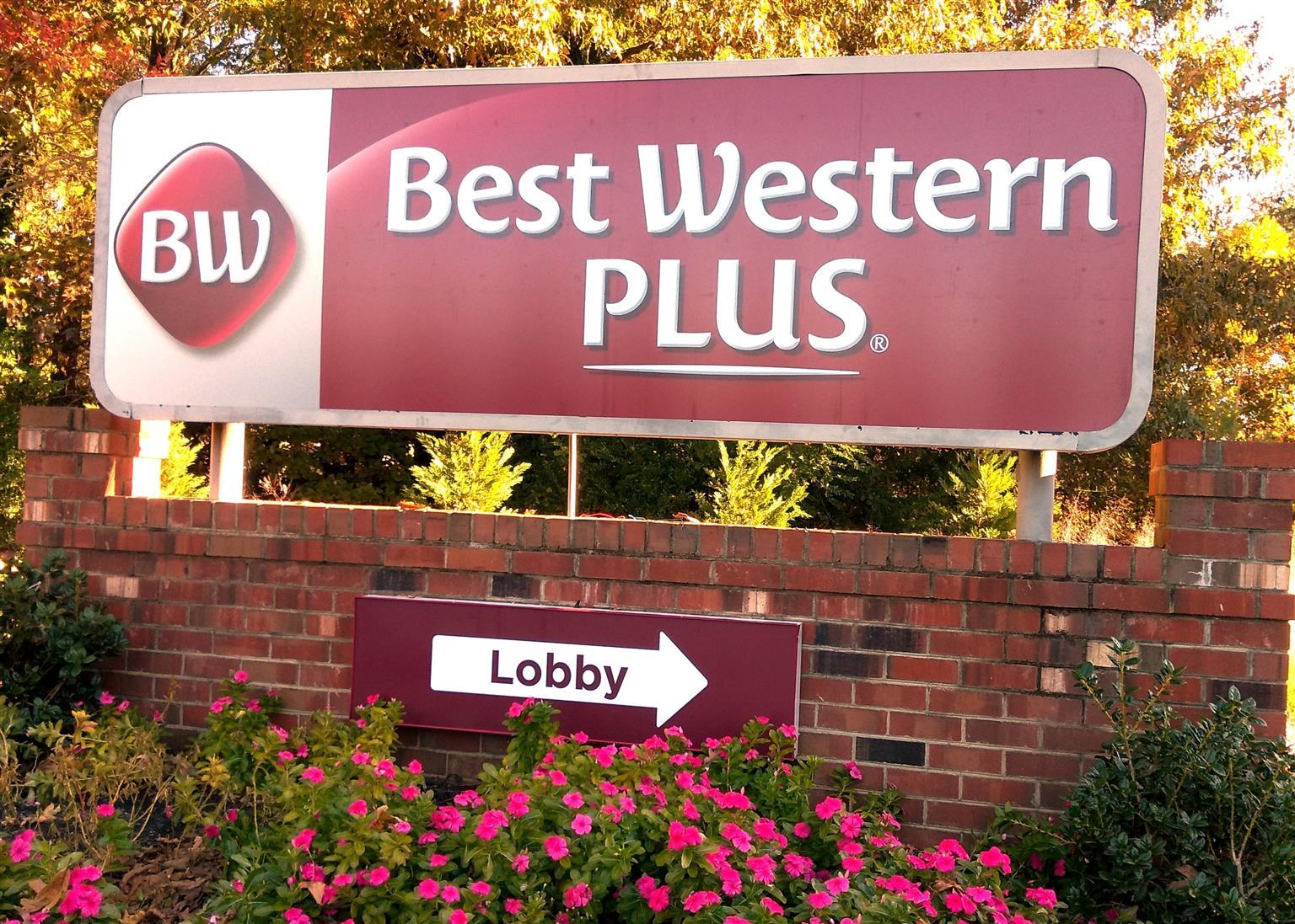 Best Western Plus Governor'S Inn Richmond Midlothian Exterior photo