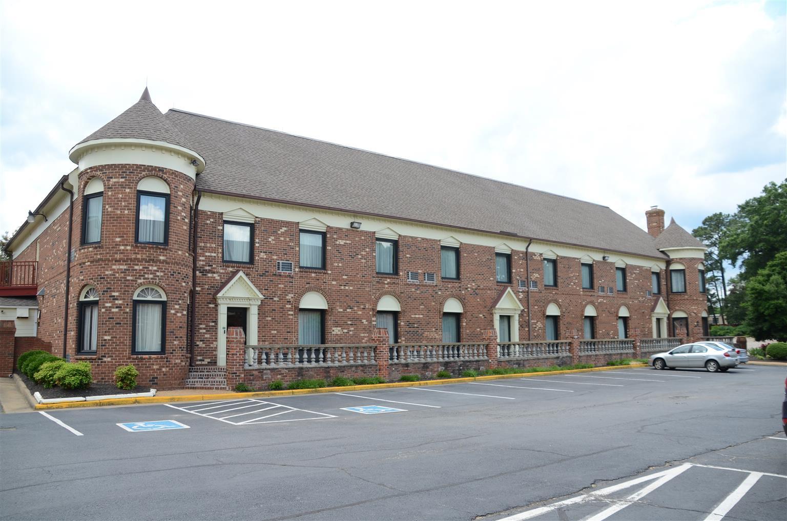 Best Western Plus Governor'S Inn Richmond Midlothian Exterior photo